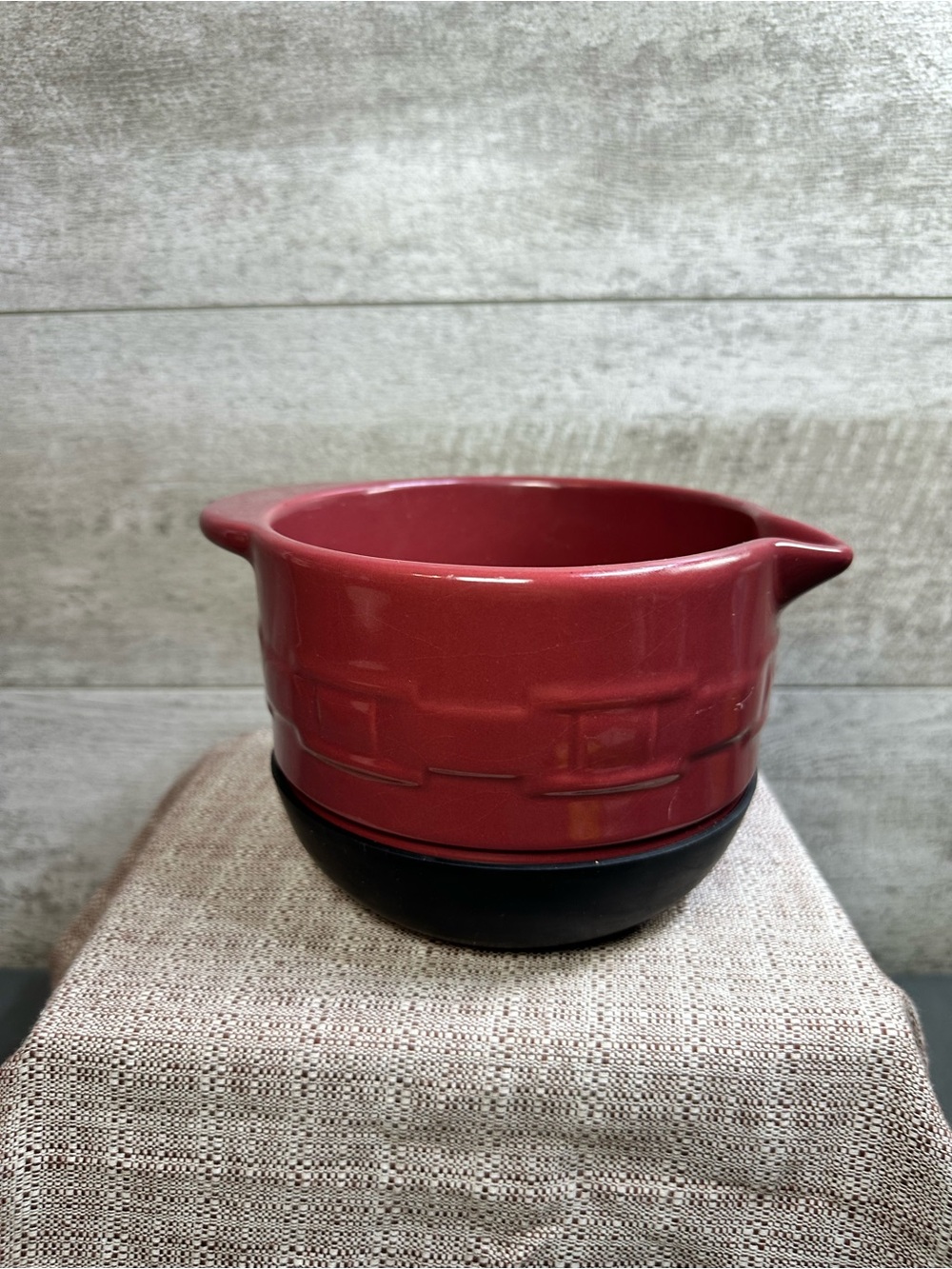 Longaberger Pottery Woven Traditions Paprika Red Batter Bowl Mixing Spout Handle